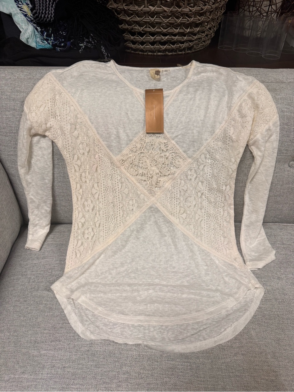 Francesca's Collections Cream Lace-Panel Long Sleeve Tee